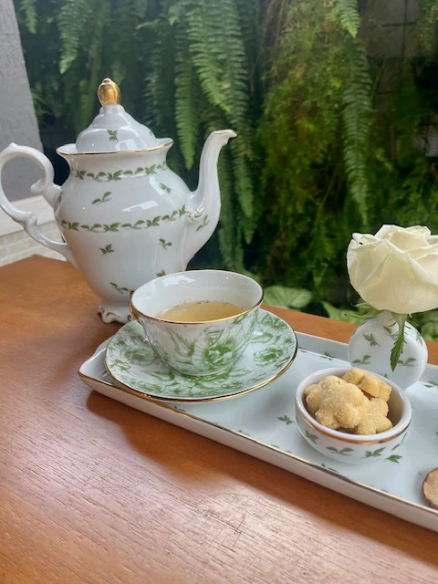 Xícara de Chá com pires Porcelana especial Coleção "Jardin Sur Le Nil" - Imagem 2